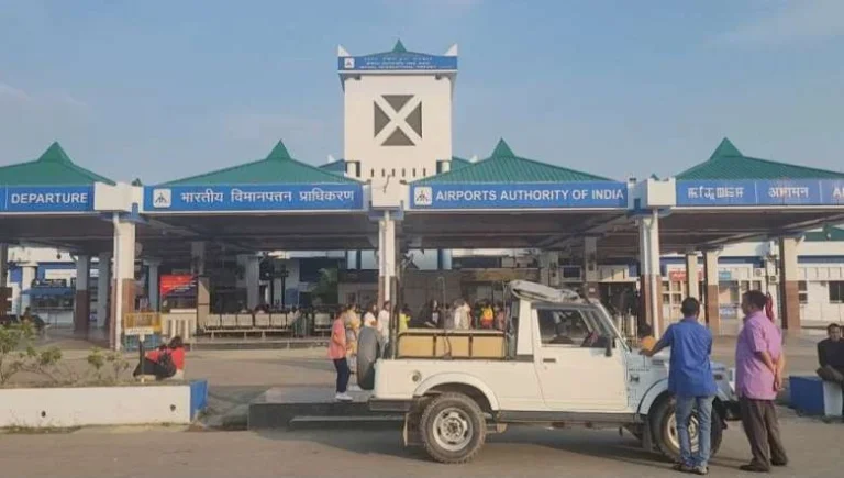 Gold Seized at Imphal Airport by CISF: Full Report