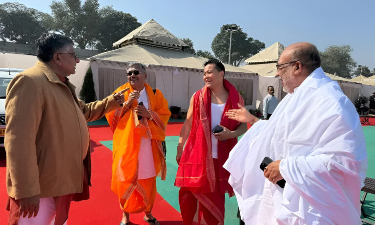 Manipur CM Leads Cabinet Ministers in Holy Dip at Triveni Sangam: A Spiritual and Political Milestone