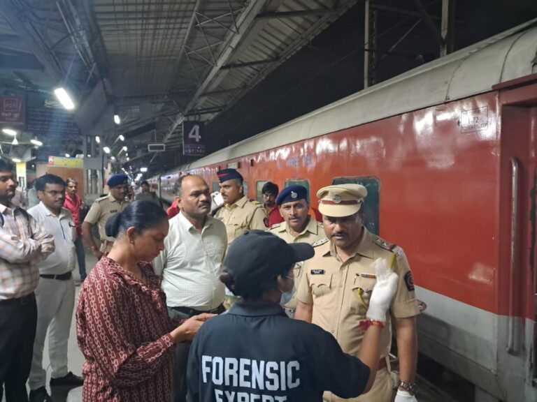 Mumbai Train Tragedy: 3-Year-Old Boy Found In Toilet Dustbin