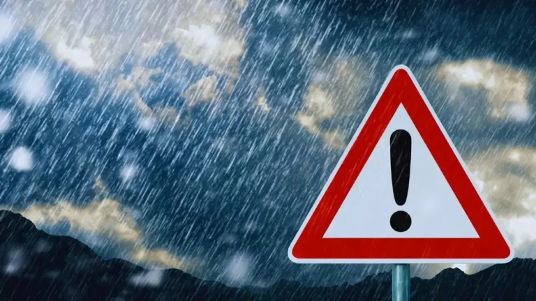 IMD WARNINGS: HEAVY RAINS ACROSS SOUTH, NORTHEAST & EAST INDIA