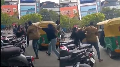 Bengaluru Girls and Auto Driver Clash Over Fare Dispute in HSR Layout